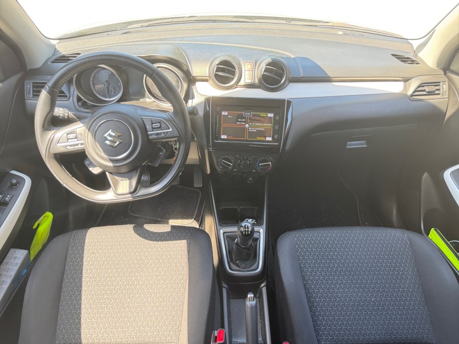 SUZUKI d'occasion SWIFT 1.2 DUALJET HYBRID PRIVILEGE PH2 de 2022 Les