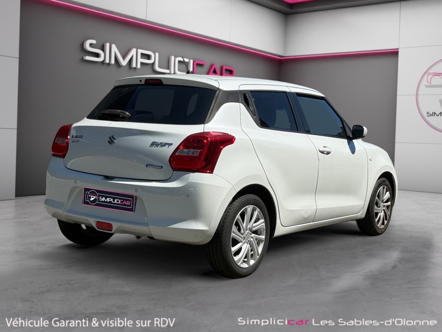 SUZUKI d'occasion SWIFT 1.2 DUALJET HYBRID PRIVILEGE PH2 de 2022 Les