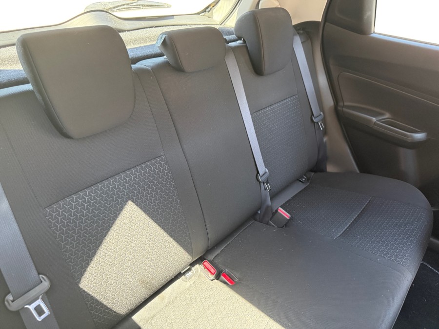SUZUKI d'occasion SWIFT 1.2 DUALJET HYBRID PRIVILEGE PH2 de 2022 Les
