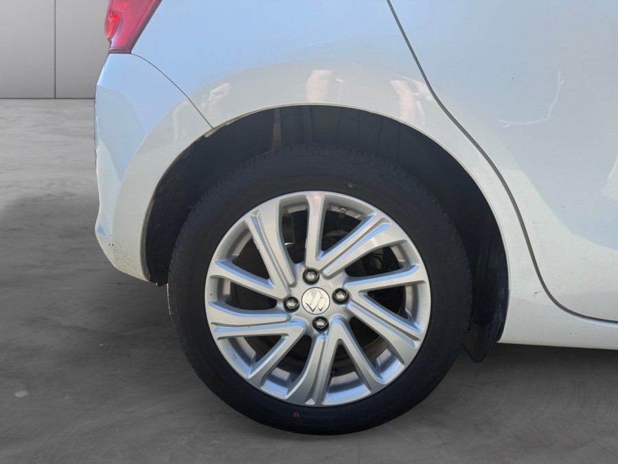 SUZUKI d'occasion SWIFT 1.2 DUALJET HYBRID PRIVILEGE PH2 de 2022 Les