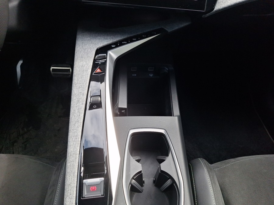 PEUGEOT d'occasion 5008 1.2 HYBRID 145 ALLURE E-DCS de 2024 Soissons