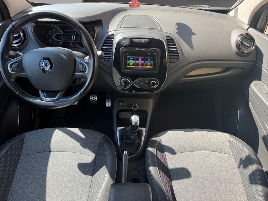 RENAULT d'occasion CAPTUR 1.3 TCE 130 SUNSET de 2019 Cannes (06)﻿