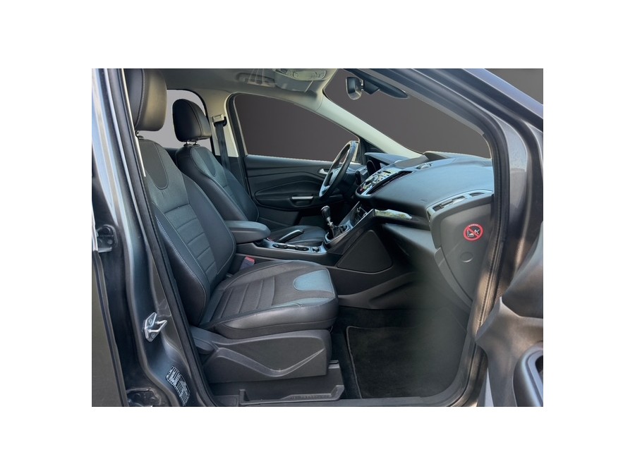 FORD d'occasion KUGA 2.0 TDCI 4X4  163 CV de 2014 Tours (37)﻿