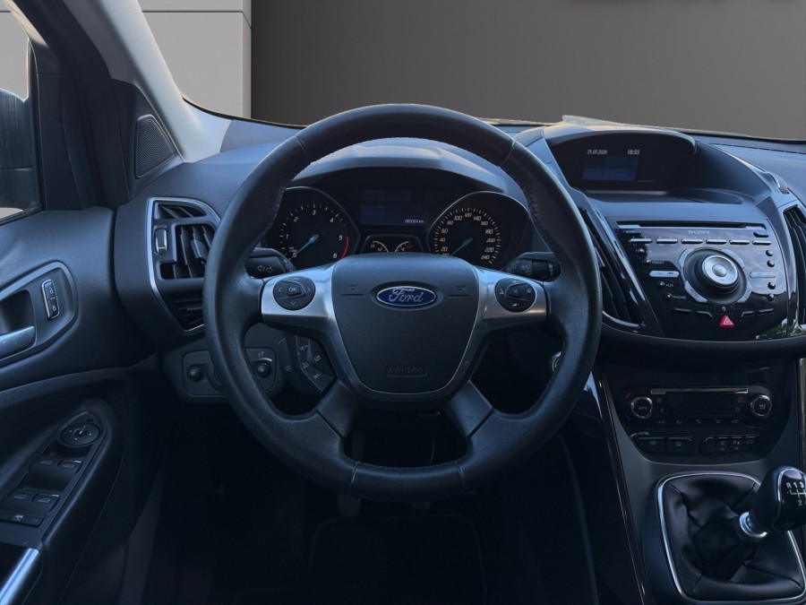 FORD d'occasion KUGA 2.0 TDCI 4X4  163 CV de 2014 Tours (37)﻿