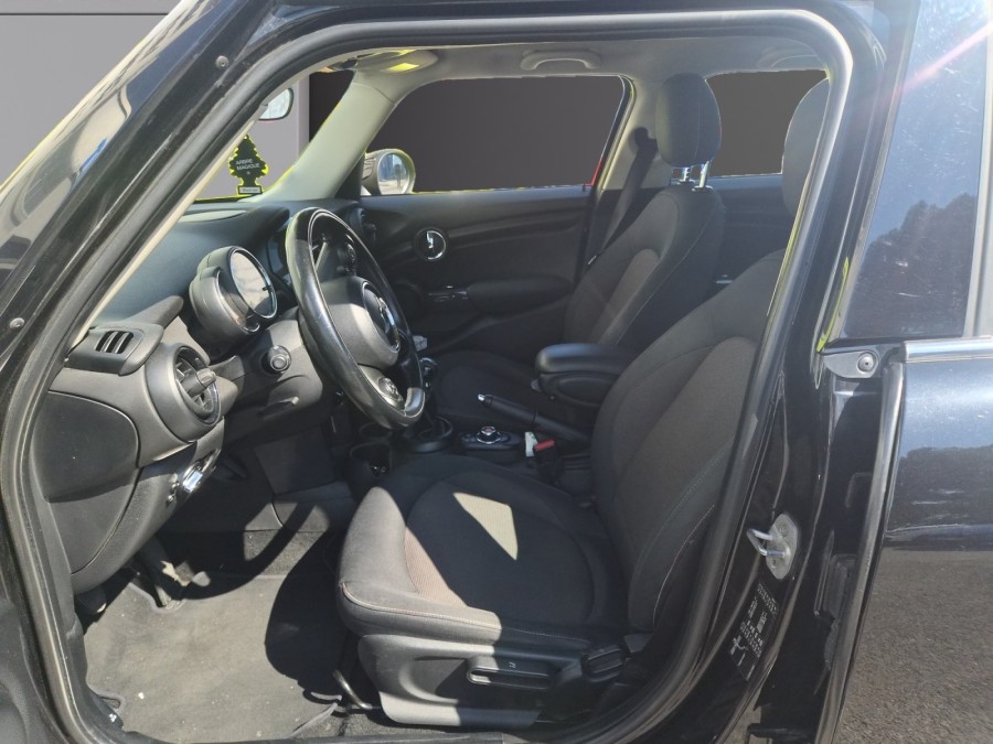 MINI d'occasion ONE ONE D 95 de 2016 Frejus (83)﻿