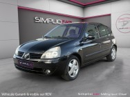 RENAULT d'occasion CLIO CONFORT PACK CLIM DYNAMIQUE 1.6 16V de 2004