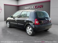 RENAULT d'occasion CLIO CONFORT PACK CLIM DYNAMIQUE 1.6 16V de 2004