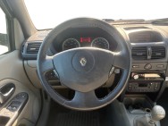 RENAULT d'occasion CLIO CONFORT PACK CLIM DYNAMIQUE 1.6 16V de 2004