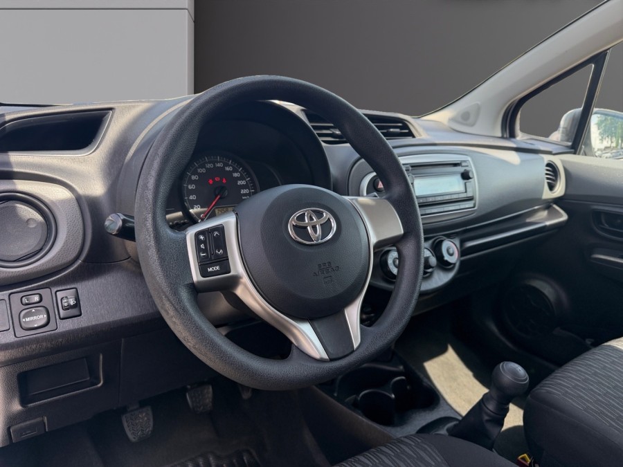 TOYOTA d'occasion YARIS 1.0 12V VVT-i de 2013 Toulouse Nord (31)﻿