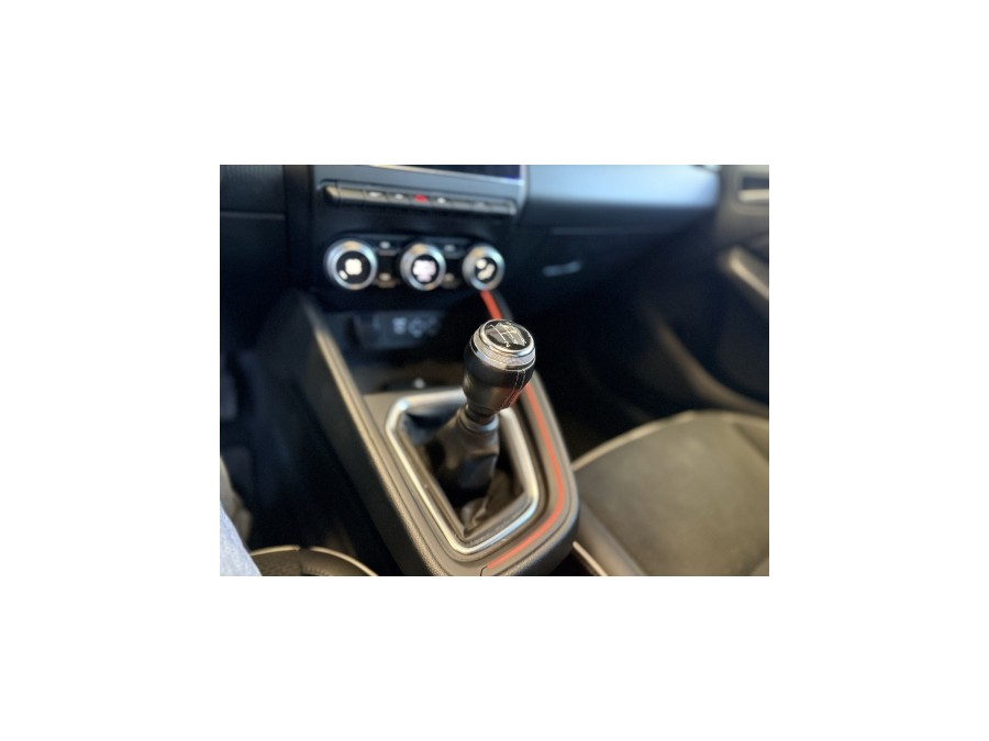 RENAULT d'occasion CLIO 1.0 TCE 100 INTENS de 2019 Annecy (74)﻿