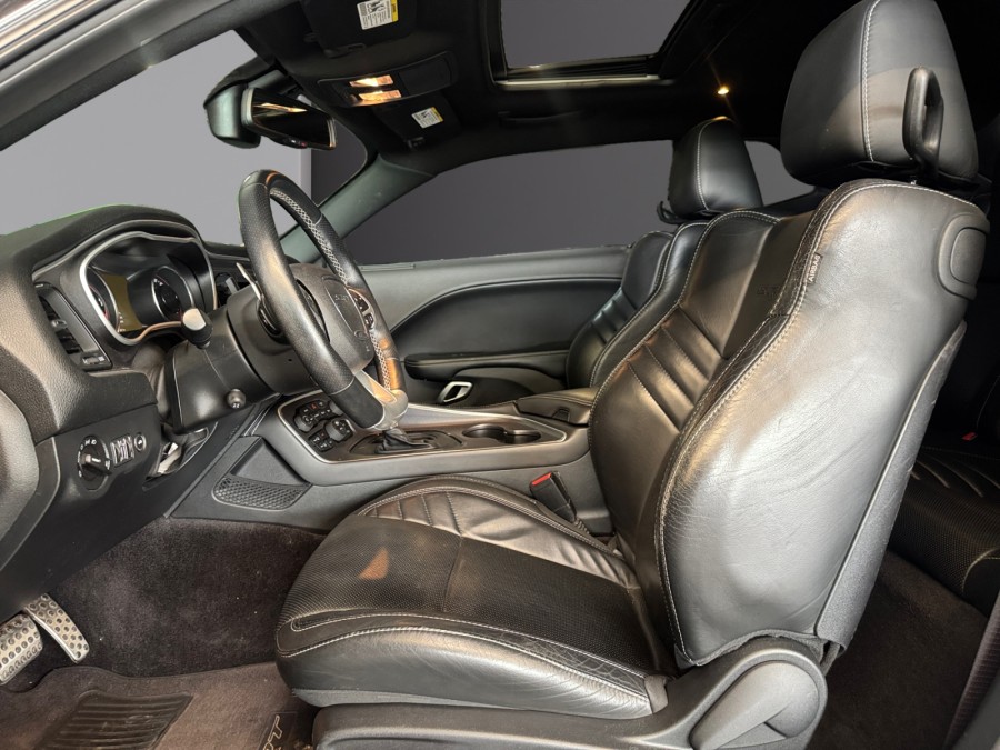 DODGE d'occasion CHALLENGER 6.4 V8 SRT8 de 2018 Pau (64)﻿