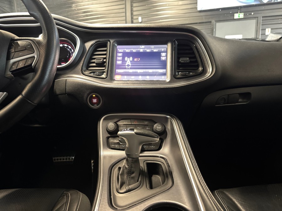 DODGE d'occasion CHALLENGER 6.4 V8 SRT8 de 2018 Pau (64)﻿