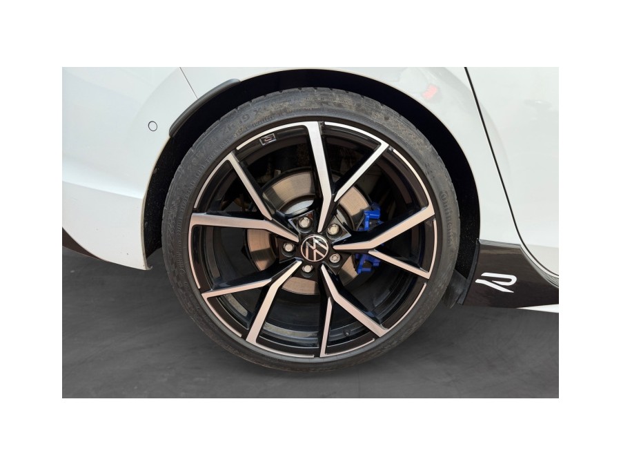 VOLKSWAGEN d'occasion GOLF VIII 2.0 TSI 320 R DSG de 2021 Le Raincy