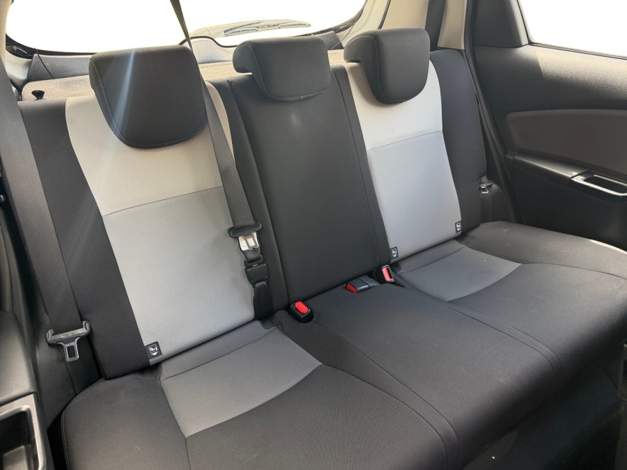 TOYOTA d'occasion YARIS 100H DYNAMIC BUSINESS de 2019 Orgeval