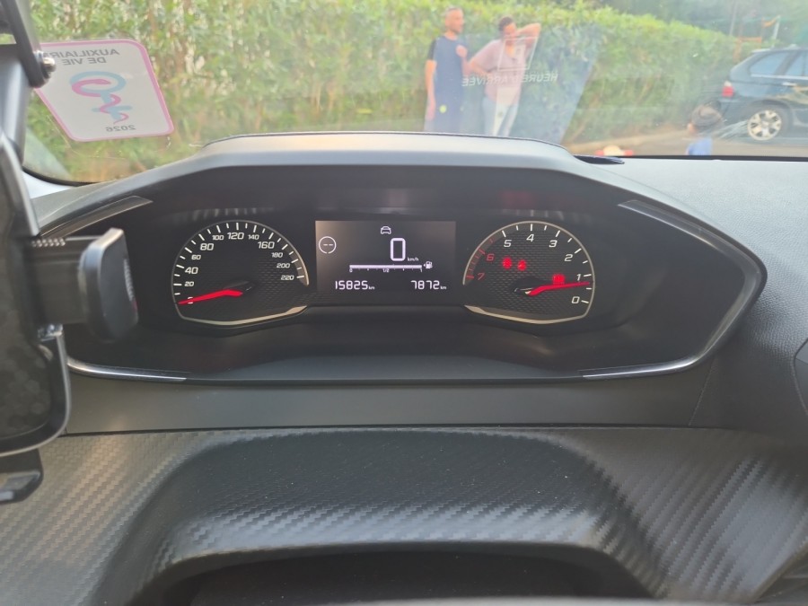 PEUGEOT d'occasion 208 1.2 PURETECH 75 LIKE PACK de 2022 Frejus (83)﻿