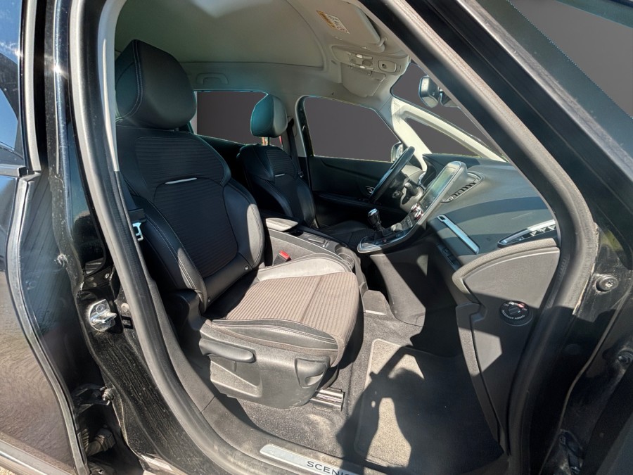 RENAULT d'occasion SCENIC GRAND 1.6 DCI 130 BUSINESS 7P de 2017