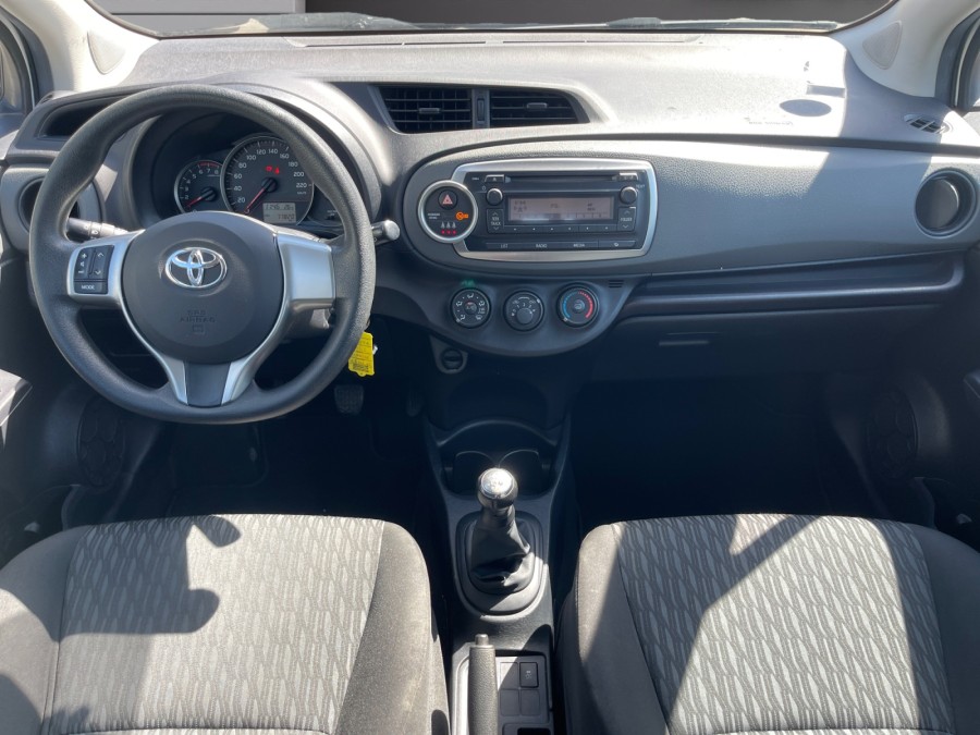 TOYOTA d'occasion YARIS 1.0 VVTI 70 ULTIMATE de 2014 Caen (14)﻿
