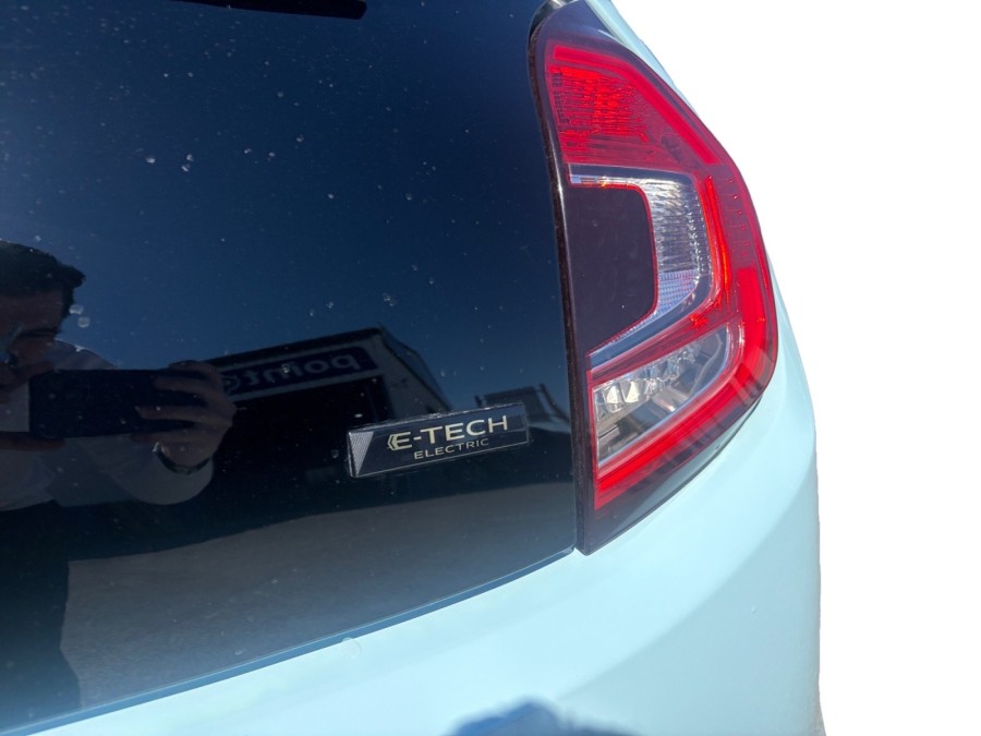 RENAULT d'occasion TWINGO E-TECH TECHNO de 2024 Frejus (83)﻿