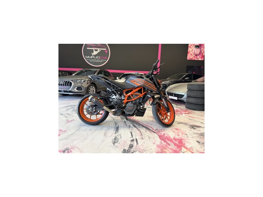 KTM d'occasion 125DUKE MOTO de 2022 Annecy (74)﻿