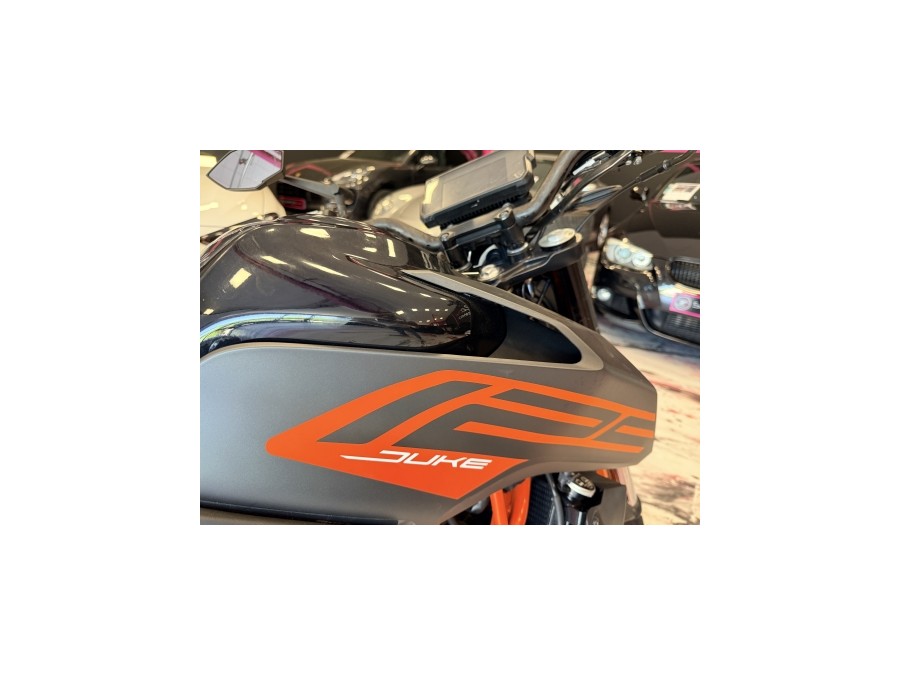 KTM d'occasion 125DUKE MOTO de 2022 Annecy (74)﻿