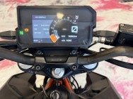 KTM d'occasion 125DUKE MOTO de 2022 Annecy (74)﻿
