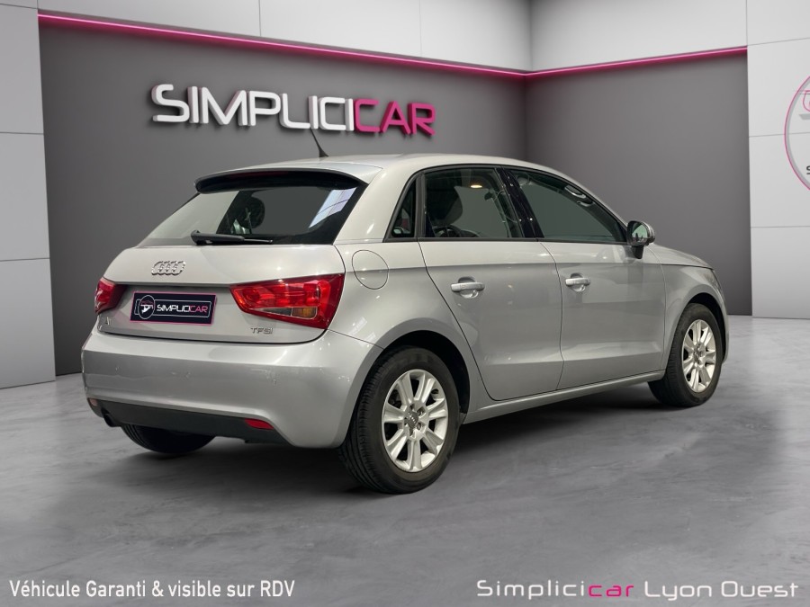 AUDI d'occasion A1 SPORTBACK 1.2 TFSI 86 AMBIENTE de 2014 Lyon Ouest