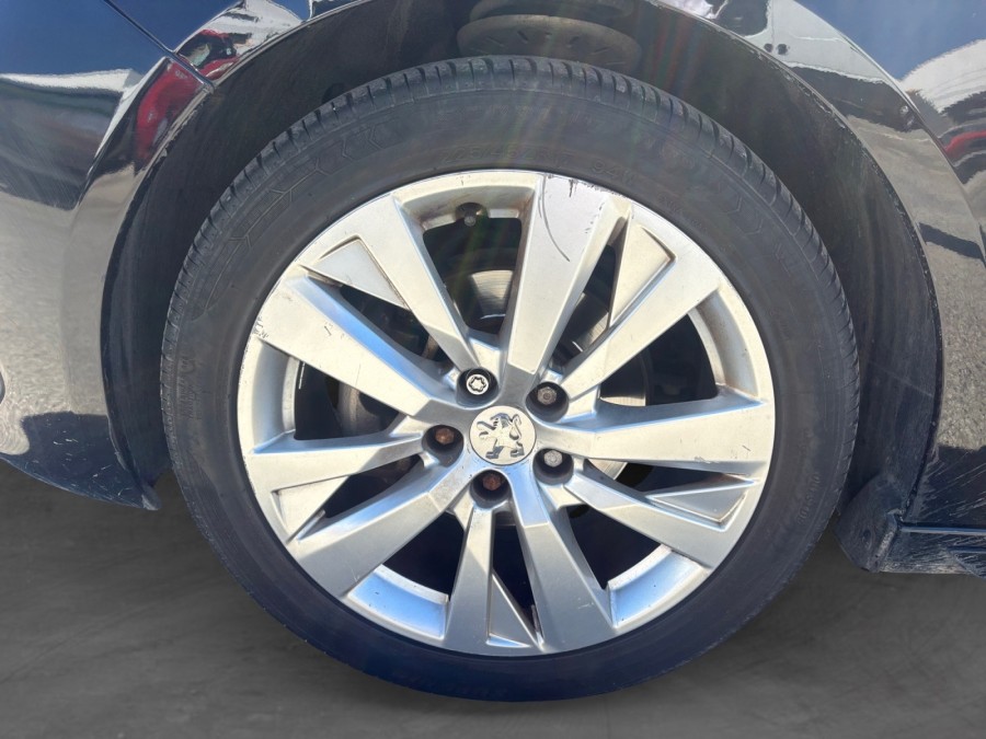 PEUGEOT d'occasion 308 1.5 BLUE HDI 130 CV de 2019 Frejus (83)﻿