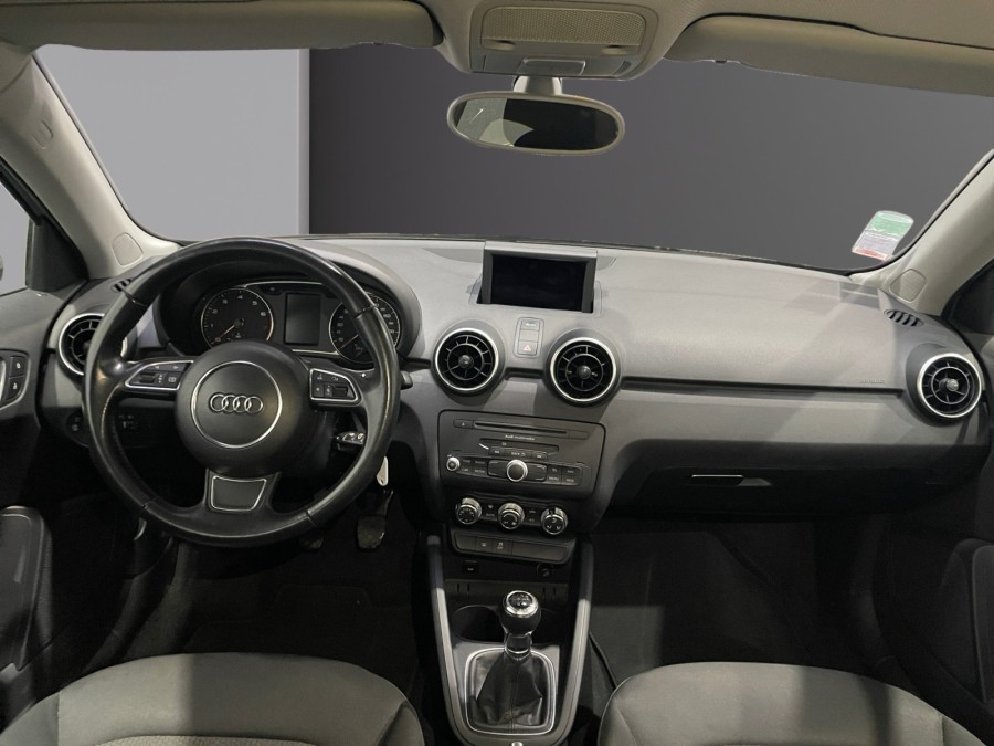 AUDI d'occasion A1 SPORTBACK 1.2 TFSI 86 AMBIENTE de 2014 Lyon Ouest