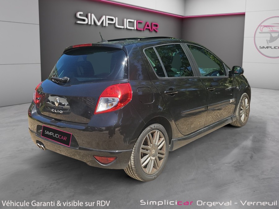 RENAULT d'occasion CLIO GT 1.6 16V 128 de 2011 Orgeval Verneuil (78)﻿