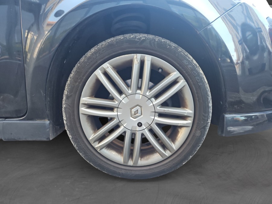 RENAULT d'occasion CLIO GT 1.6 16V 128 de 2011 Orgeval Verneuil (78)﻿