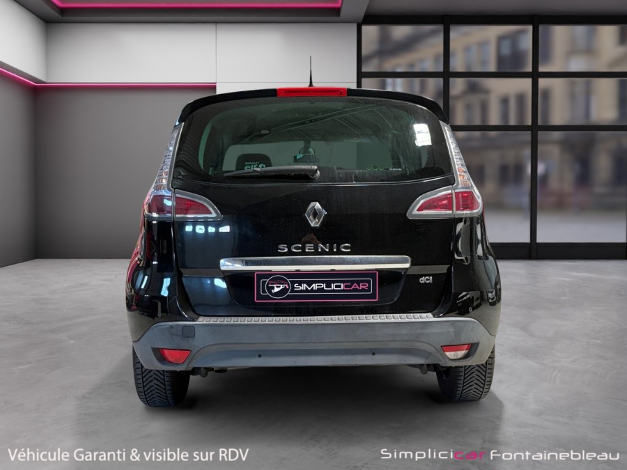 RENAULT d'occasion SCENIC 1.5 DCI 110 LOUNGE de 2015 Fontainebleau