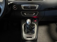 RENAULT d'occasion SCENIC 1.5 DCI 110 LOUNGE de 2015 Fontainebleau