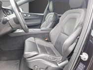 VOLVO d'occasion XC60 B4 D 197 PLUS STYLE DARK GEARTRONIC PH2 de 2022