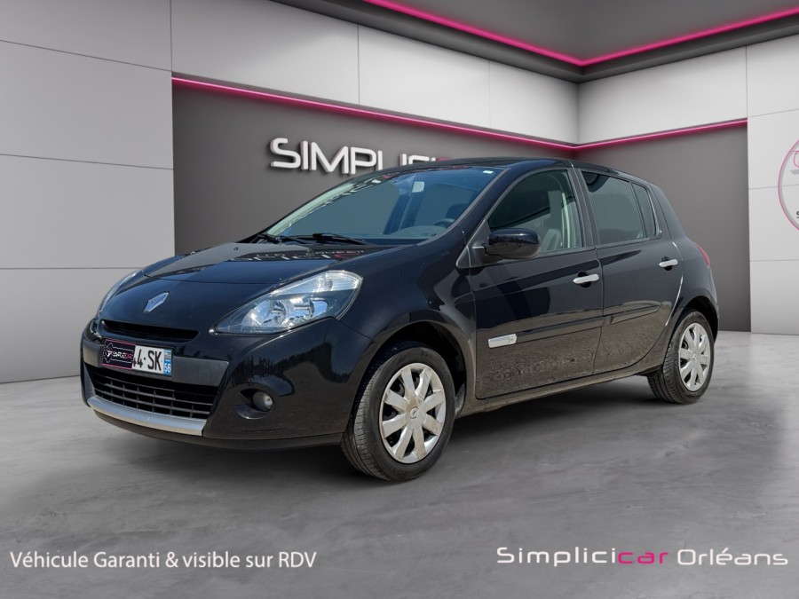 RENAULT d'occasion CLIO TOMTOM TCE 100 de 2011 Orleans (45)﻿