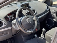 RENAULT d'occasion CLIO TOMTOM TCE 100 de 2011 Orleans (45)﻿