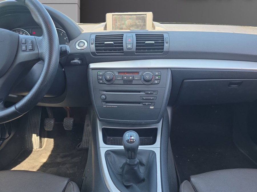 BMW d'occasion SERIE 1 130I SPORT DESIGN de 2006 Meximeux (01)﻿
