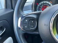 FIAT d'occasion 500 C C 1.0 HYBRIDE 70 Dolce Vita de 2021 Salon de