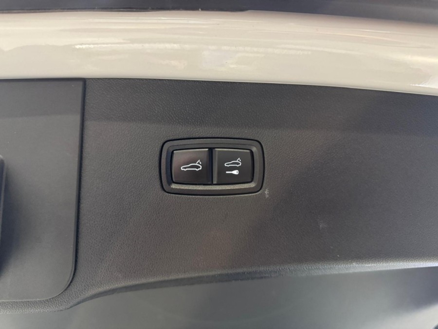 PORSCHE d'occasion CAYENNE 3.0 V6 E-HYBRIDE de 2022 Narbonne (11)﻿