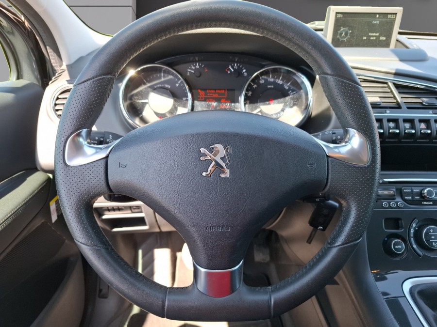 PEUGEOT d'occasion 3008 1.6 BLUE HDI 120 de 2016 Le Puy en Velay (43)﻿
