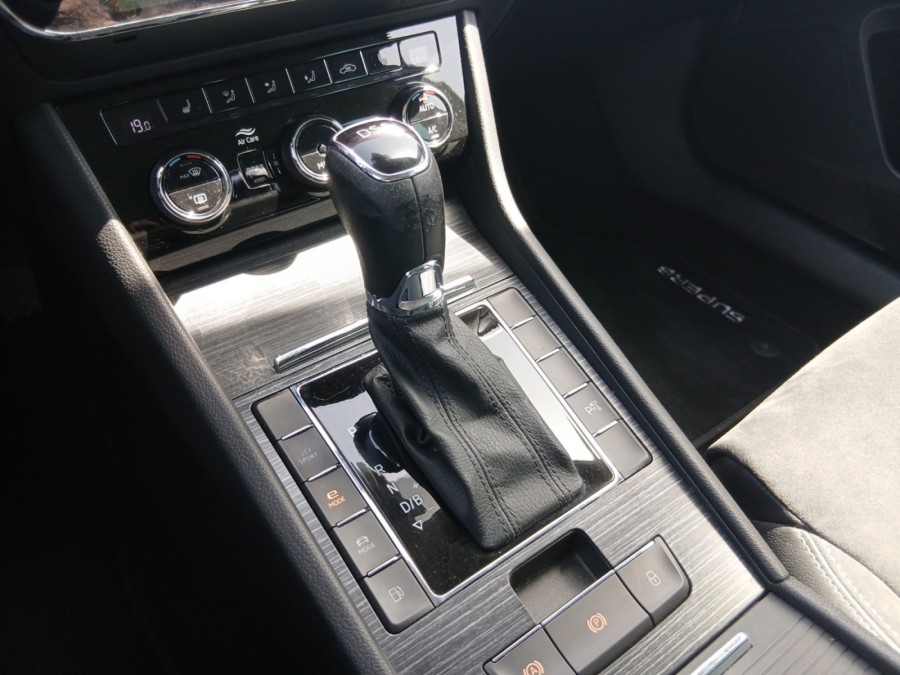 SKODA d'occasion SUPERB COMBI 1.4 TSI PHEV 218 STYLE DSG PH2 de 2020