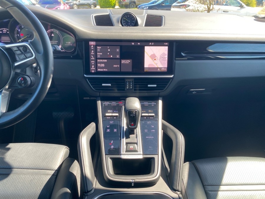 PORSCHE d'occasion CAYENNE 3.0 V6 E-HYBRID COUPE de 2020 Troyes (10)﻿