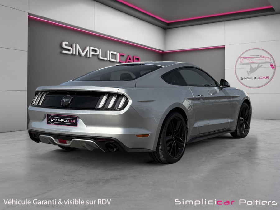 FORD d'occasion MUSTANG 2.3 ECOBOOST FASTBACK de 2016 Poitiers (86)﻿