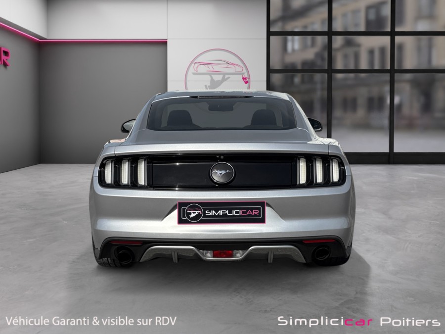 FORD d'occasion MUSTANG 2.3 ECOBOOST FASTBACK de 2016 Poitiers (86)﻿