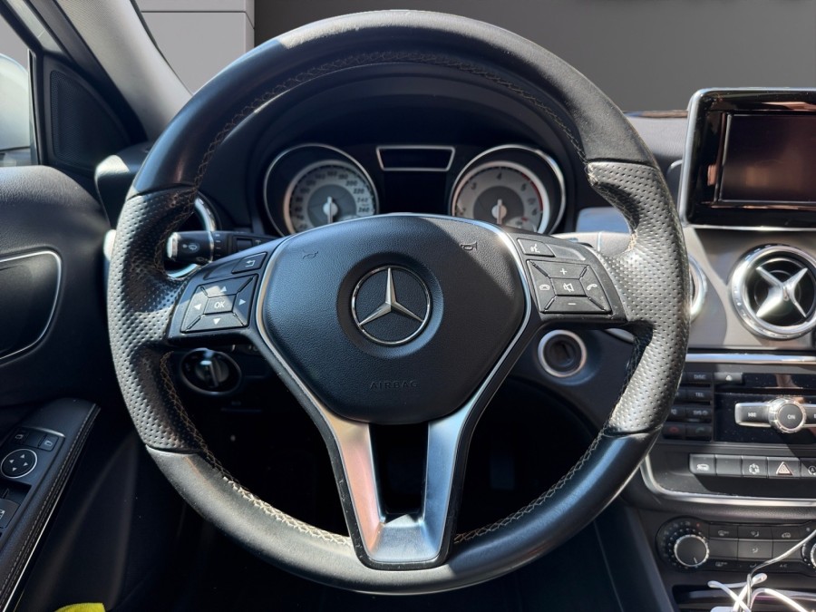 MERCEDES d'occasion CLASSE GLA GLA 200 D BUSINESS EDITION 4MATIC BA