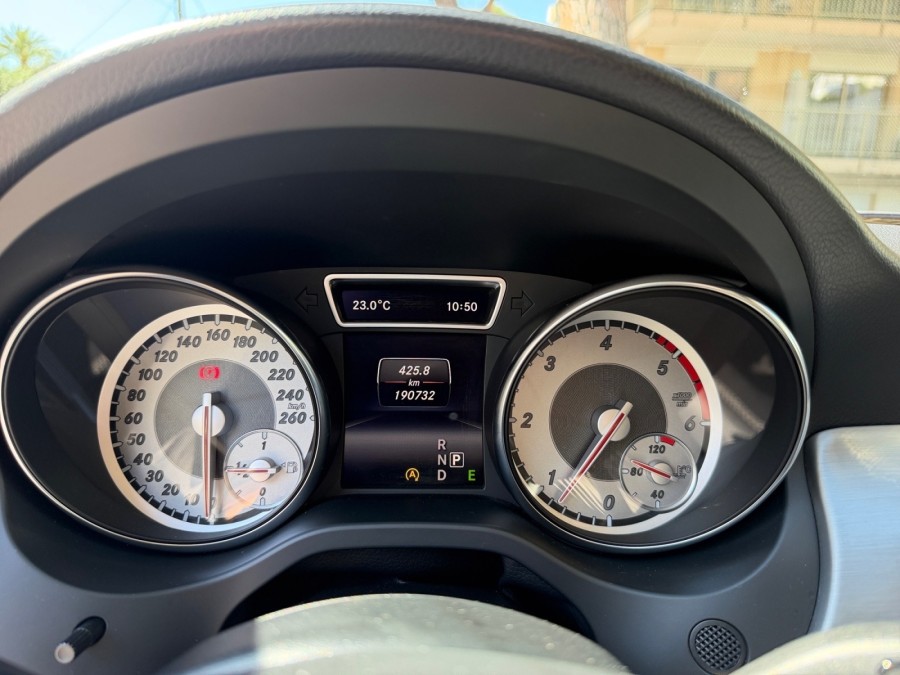 MERCEDES d'occasion CLASSE GLA GLA 200 D BUSINESS EDITION 4MATIC BA