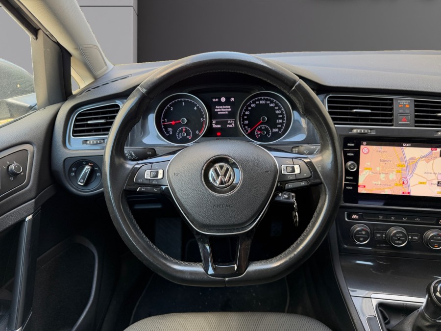 VOLKSWAGEN d'occasion GOLF 1.6 TDI 115 TRENDLINE BUSINESS de 2017