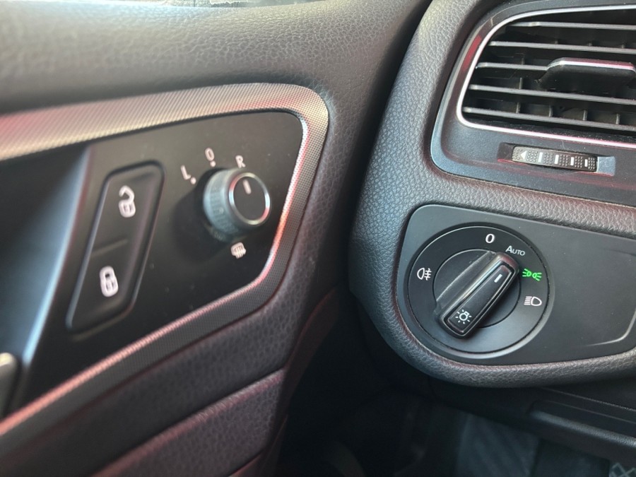 VOLKSWAGEN d'occasion GOLF 1.0 TSI 115 CONFORTLINE de 2019 Pertuis