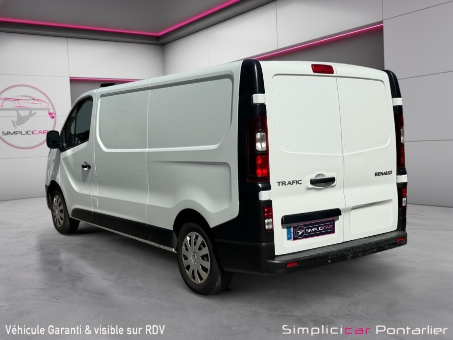 RENAULT d'occasion TRAFIC L1H1 1.6 DCI 140 CONFORT de 2017 Pontarlier
