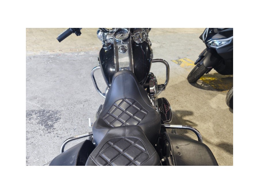 HARLEY DAVIDSON d'occasion FLHRC ROAD KING de 2007 Beauvais (60)﻿