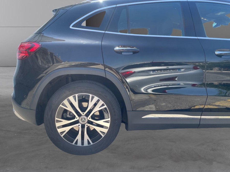 MERCEDES d'occasion CLASSE GLA II GLA 200 D BUSINESS LINE DCT de 2024